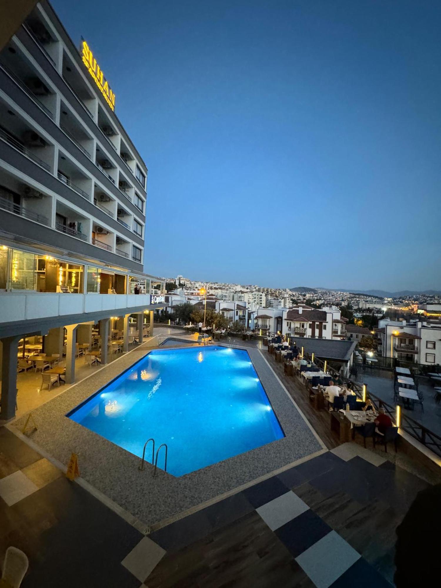 Suhan Seaport Hotel Kusadasi Exterior foto